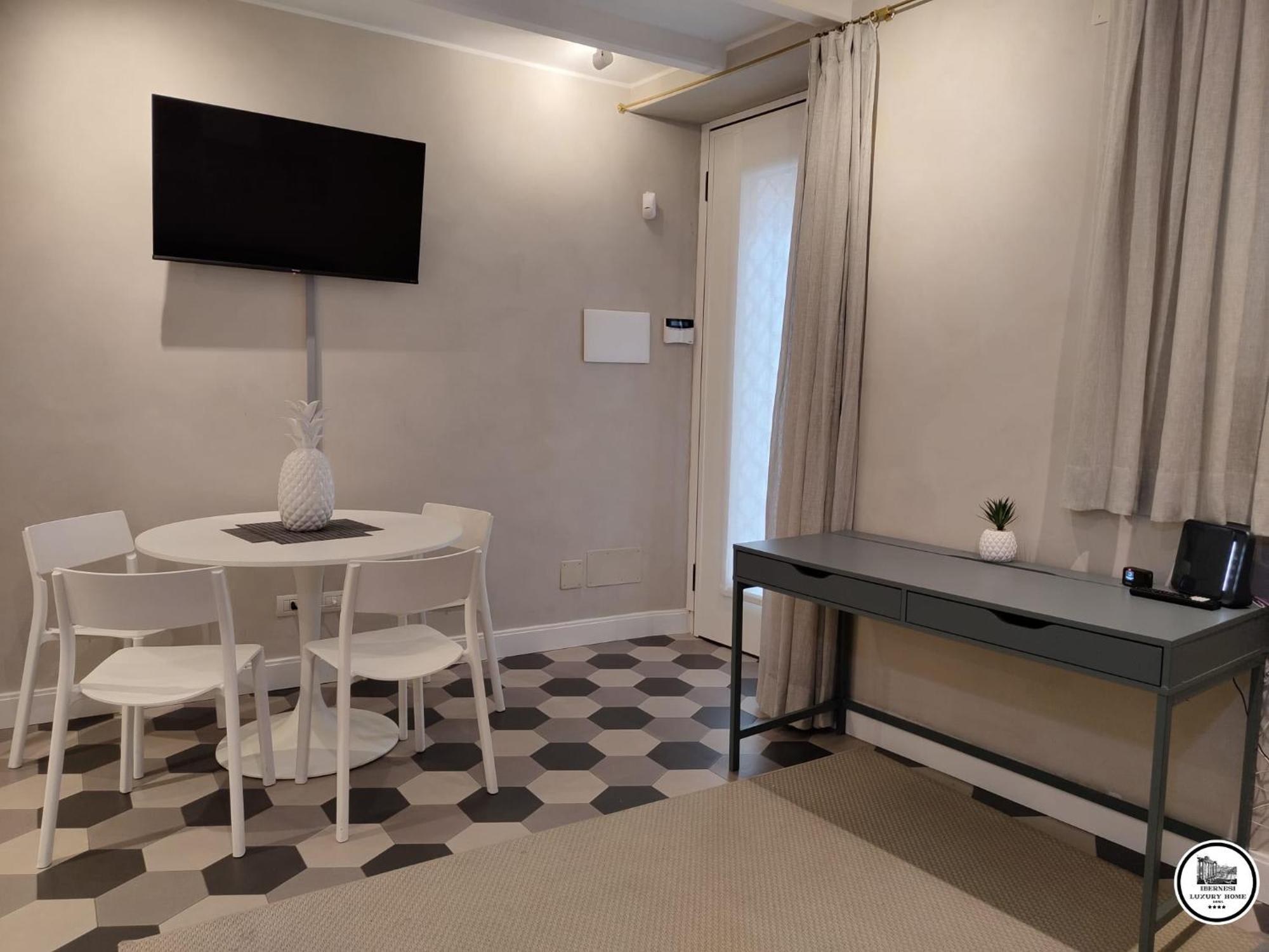 Ibernesi Luxury Home Рим Екстер'єр фото